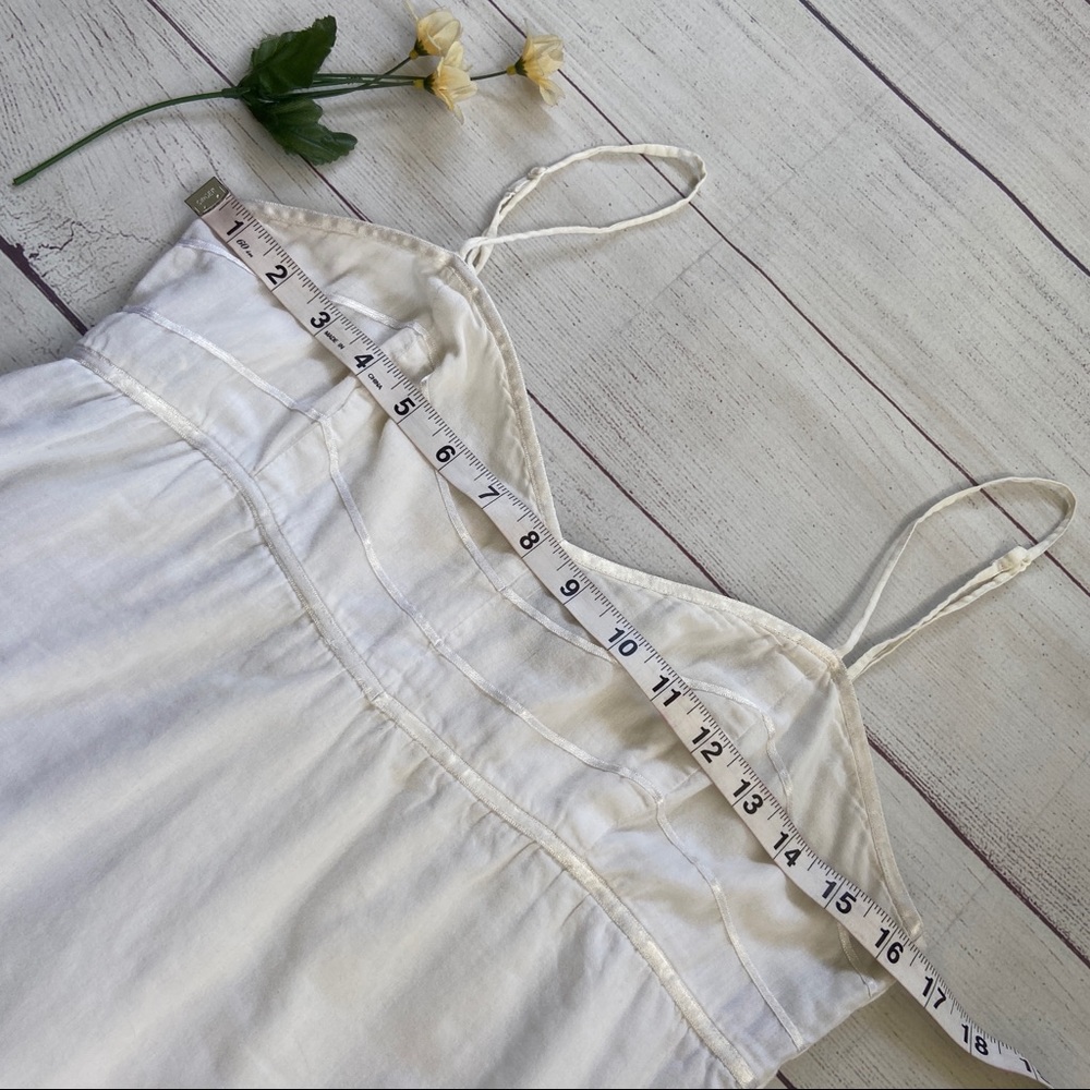 G by GUESS Sweetheart Neck Babydoll Top - Picture 9 of 12